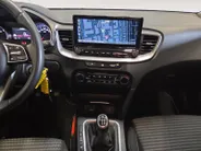 Kia Ceed Sportswagon 1.0 T-GDi DynamicLine | All-season banden | BTW-auto | Achteruitrijcamera | Parkeersensoren voor- en achter | Navi | Apple/Android Carplay | Cruise & Climate control | NAP