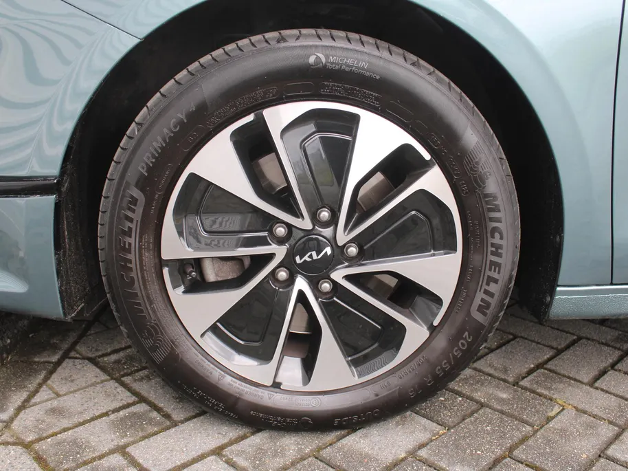 Kia Ceed 1.0 T-GDi Design Edition | Stuur-/stoelverwarming | Cruise | Camera | 16' LM | Dodehoekdetectie | JBL audio | LED |