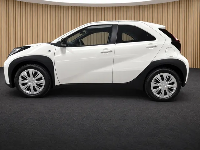 Toyota Aygo X 1.0 VVT-i MT Play | Camera | Carplay | Ad.Cruise