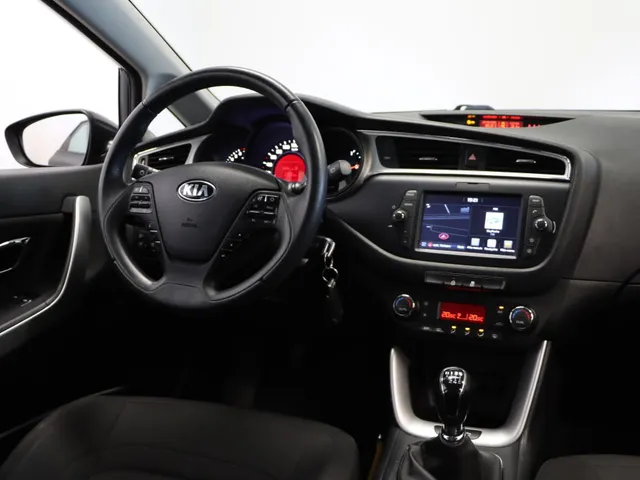 Kia cee'd Sportswagon 1.0 T-GDi Design Edition 4 seizoensbanden