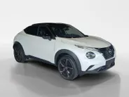 Nissan Juke 1.6 Hybrid Pulse | Bose audio | 360grd camera | Dodehoeksensoren| Lederen bekleding | Apple carplay & Androidauto | Pro-pilot | Stuur-, en Stoel- en voorruitverwarming |