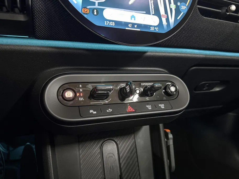 MINI Cooper Cabrio Cooper C Favoured