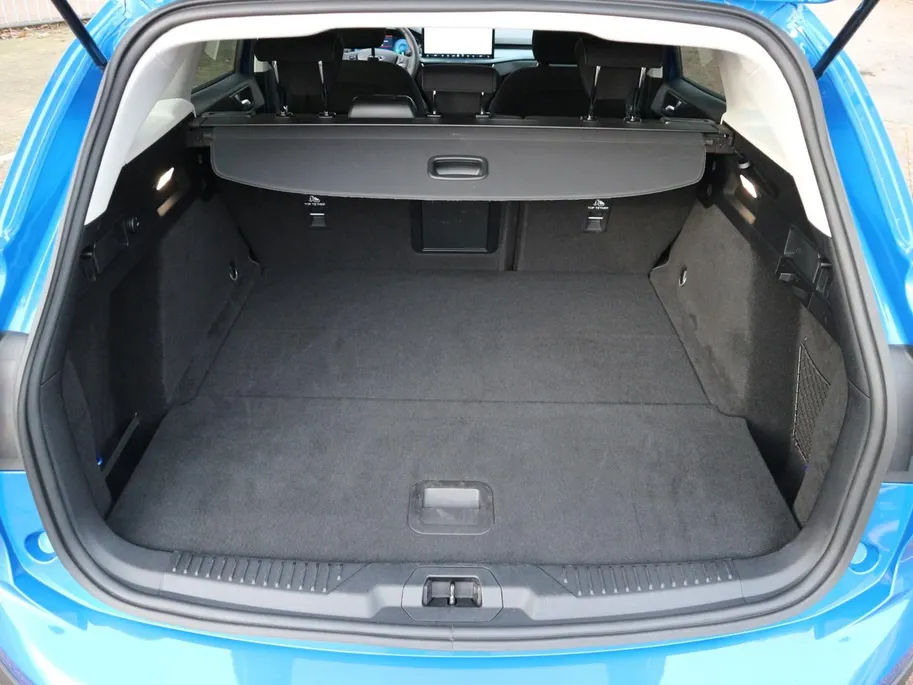 Ford Focus Wagon 1.0 EcoBoost Hybrid Active | 155PK Automaat | CAMERA | ADAP CRUISE | BLIS | WINTER PACK |