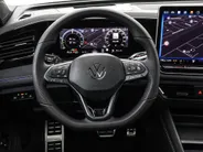 Volkswagen Tiguan R-Line Edition 1.5 eHybrid 204 PK 6 versn. DSG · Black Style Pakket · Panoramaschuif-kanteldak · Comfort Pakket Plus · Interieur Style Pakket · Prijs is inclusief inruilpremie ·