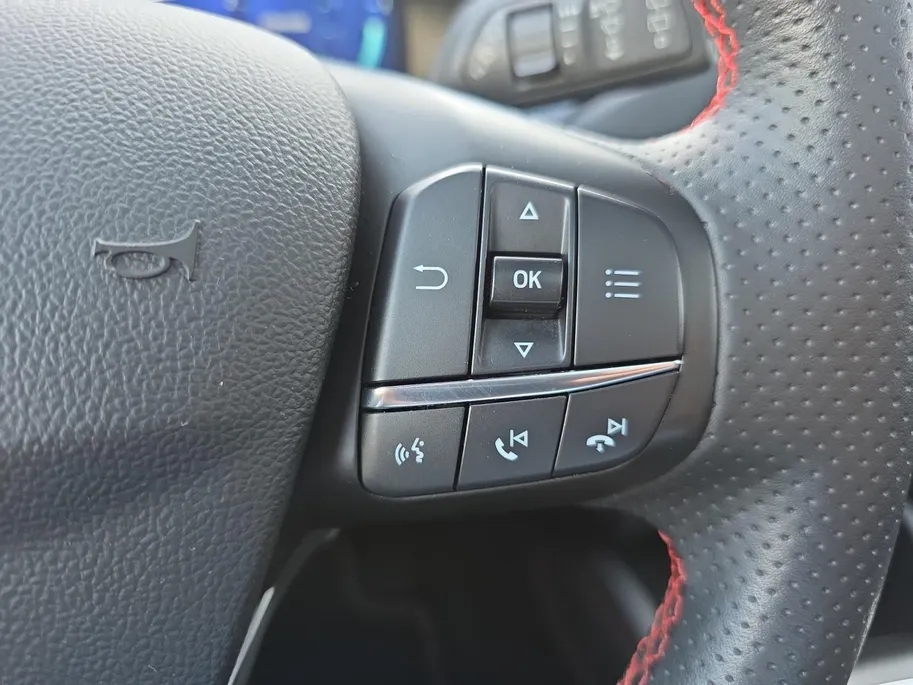 Ford Focus Wagon 1.0 EcoBoost Hybrid ST Line X Business | 1e eigenaar | Dealer onderhouden! | Panoramadak | Winterpack | Adapt. Cruise | B&O Audio | 18' inch velgen | 12 maanden garantie