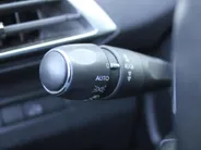 Peugeot 3008 1.6 e-THP Allure | Trekhaak | Navi | Elektr. achterklep | Camera | Apple Carplay/Android Auto | Cruise | 18' LM | All seasons |