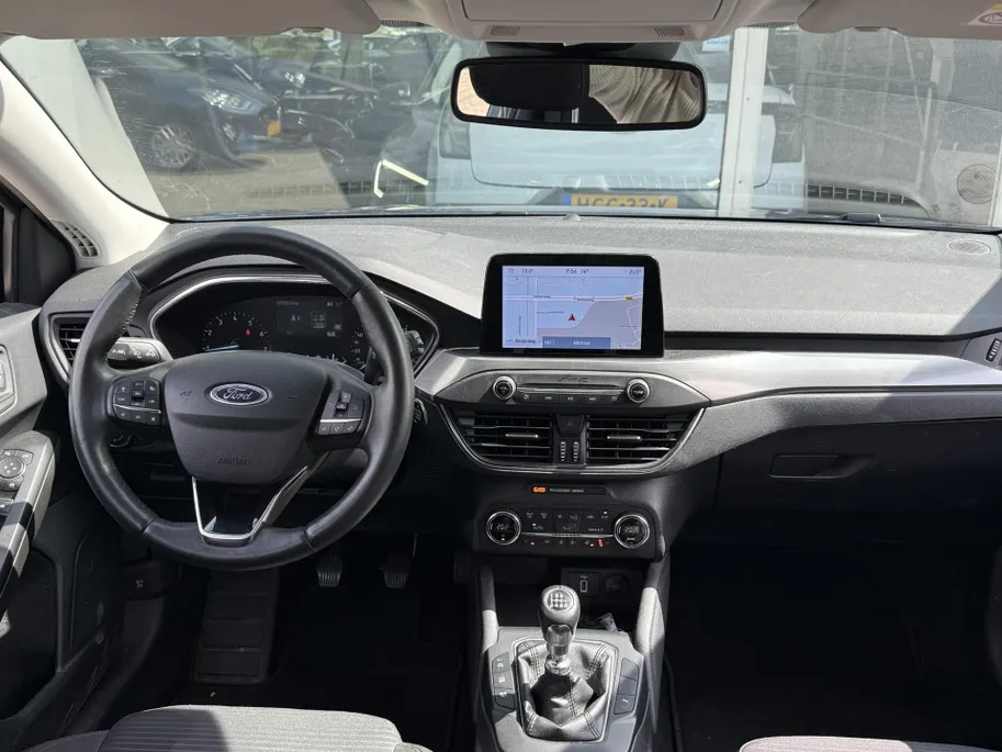 Ford Focus Wagon 1.0 EcoBoost Titanium +