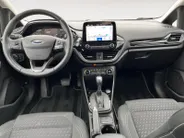 Ford Fiesta 1.0 EcoBoost Titanium Automaat | NL auto | Dealer onderhouden | Trekhaak | Winter Pack | Parkeersensoren voor en achter | Achteruitrijcamera | Cruise control | Apple carplay & Android auto | 16' lichtmetalen velgen | Bovag garantie |