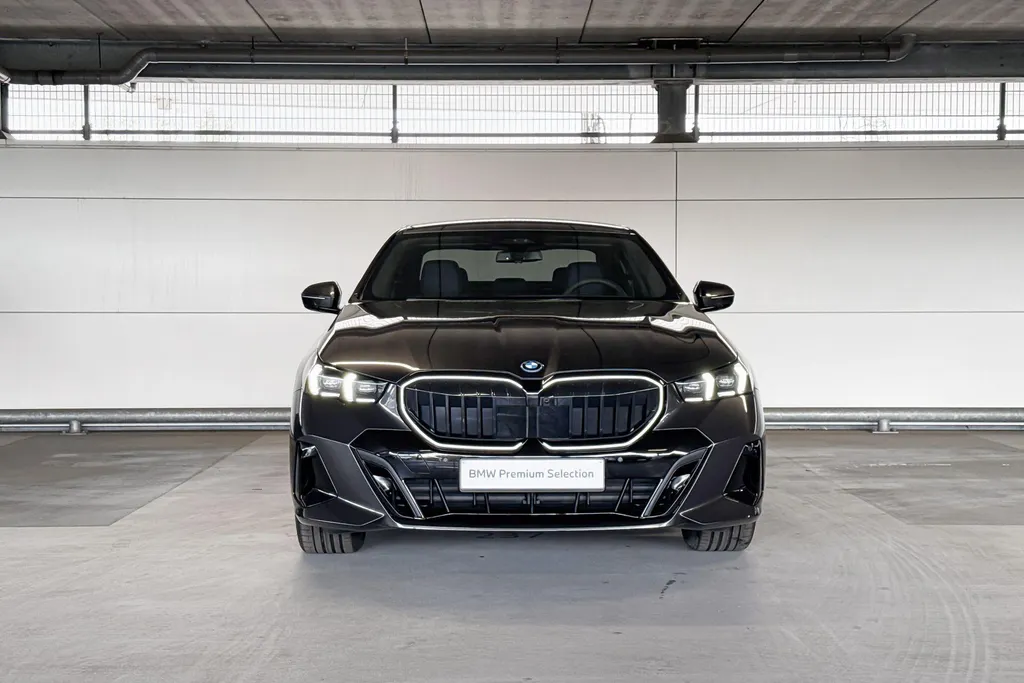 BMW 5 Serie Sedan 550e xDrive