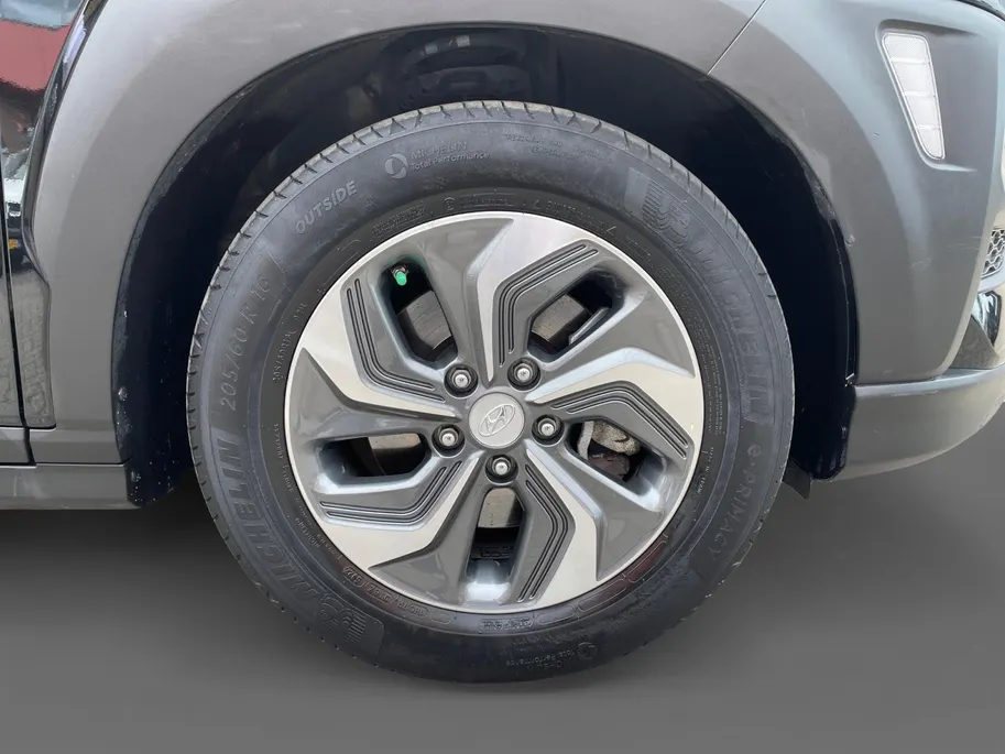 Hyundai Kona 1.6 GDI HEV Comfort | Navigatie | Parkeer sensoren| Climate Control| Camera| Lichtmetalen velgen| Apple Carplay/Android Auto| Cruise Control