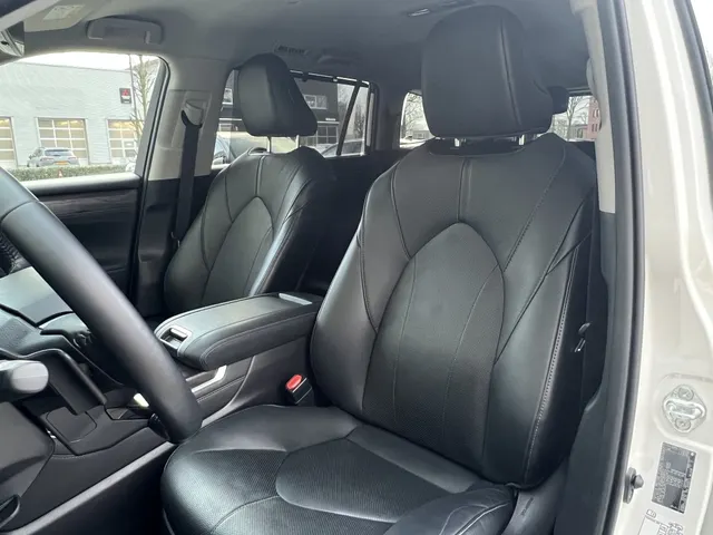 Toyota Highlander 2.5 AWD Hybrid Executive | 7 Persoons | Stoelventilatie | (42800km