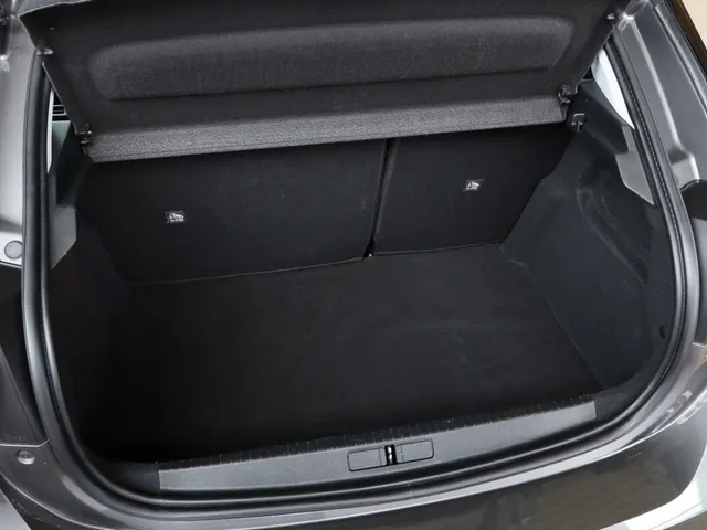 Opel Corsa 1.2 Edition | Stuur & stoelverwarming | Trekhaak