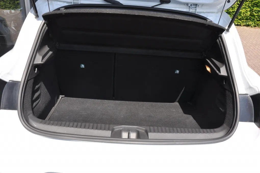 Mitsubishi Colt 1.0T MT Instyle Camera