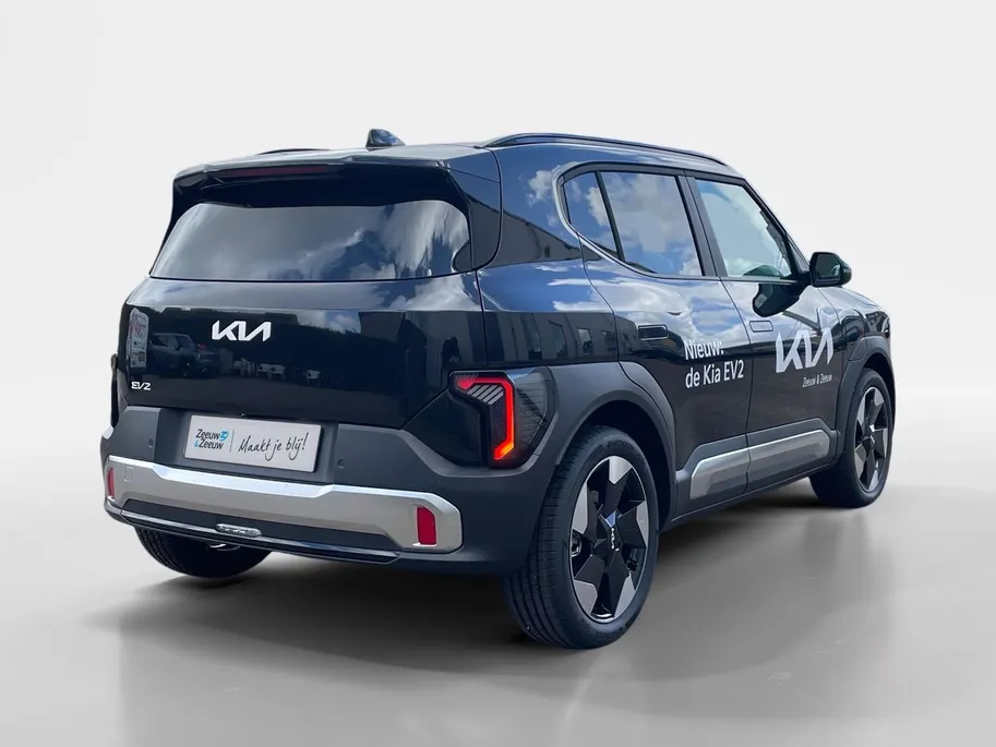 Kia EV2 Plus Advanced 42.2 kWh | DEMO | Direct Leverbaar! | 308 km actieradius | Harman Kardon Geluidssysteem | Schuif/Kantel dak | Ambient Lighting | 18' Lichtmetaal | Fabrieksgarantie |