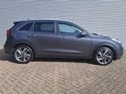 Kia Niro 1.6 GDi Hybrid ExecutiveLine Leer | Automaat | Trekhaak | Navi | Camera | Voorstoelen verwarmd |  stuur verwarmd | Cruise control adaptief