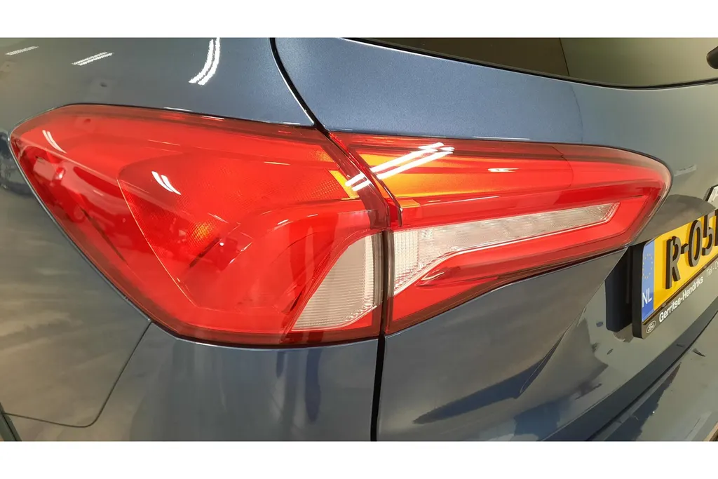 Ford Focus Wagon 1.0 EcoBoost 125PK Hybrid Active X