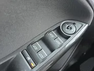 Ford Focus Wagon 1.0 Titanium | Goed onderhouden! | Apple Carplay/Android Auto | Cruise Control | Achteruitrijcamera | Climate Control | Parkeersensoren rondom | 12 maanden garantie! |