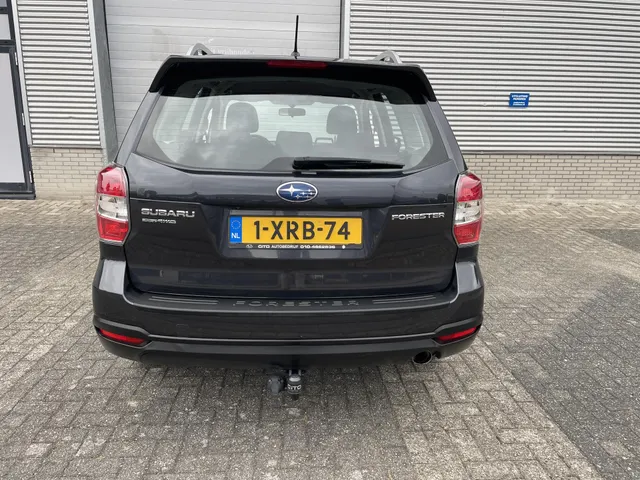 Subaru Forester 2.0 Luxury Trekhaak| Lage km stand| Dealer onderhouden| Rijklaar| Bovag Garantie