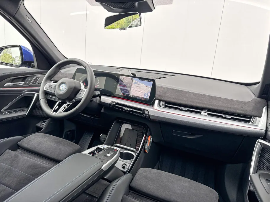 BMW iX1 eDrive20 67 kWh