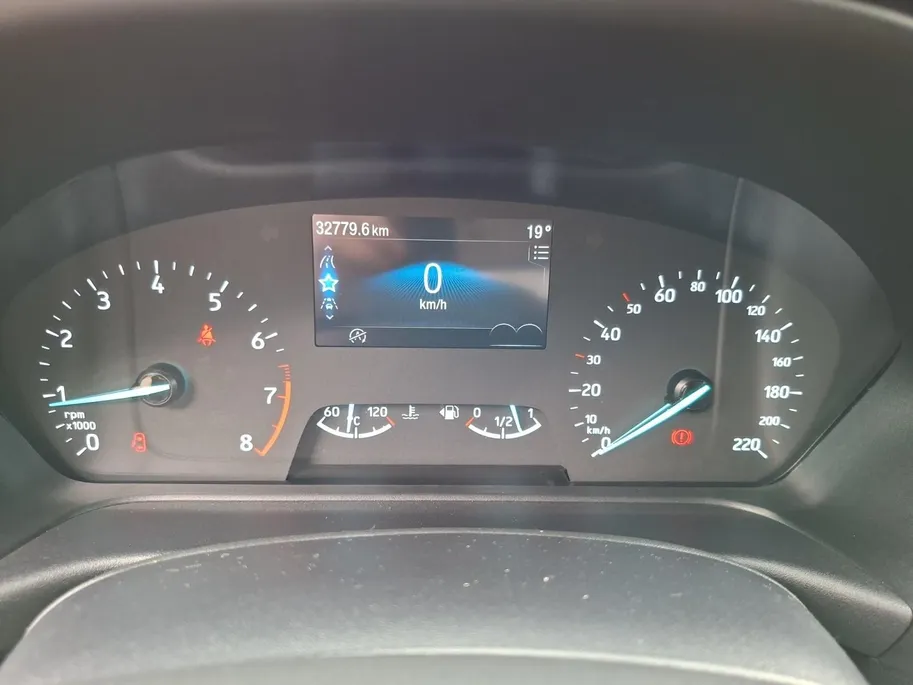 Ford Fiesta 1.0 EcoBoost Hybrid Titanium | Winterpack | Keyless entry | Led verlichting | verwarmbare stoelen | DAB+ |