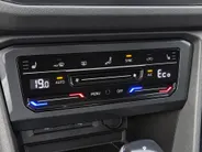Volkswagen Tiguan 1.4 245pk DSG TSI eHybrid Life · Lederen Bekleding ·  Camera · Wegklapbare Trekhaak · Elek. Voorstoel · Apple/Android Car Play · 18'' Inch · Stuur-, Stoel & achterbank verwarmd ·