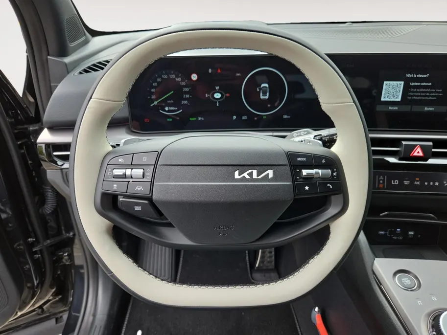 Kia Sportage 1.6 T-GDi Plug-in Hybrid GT-Line | Climate Control | Cruise Control | Camera | Navigatie | Elektrische Kofferklep | Open Dak | Stoelverwarming | Stuurverwarming |