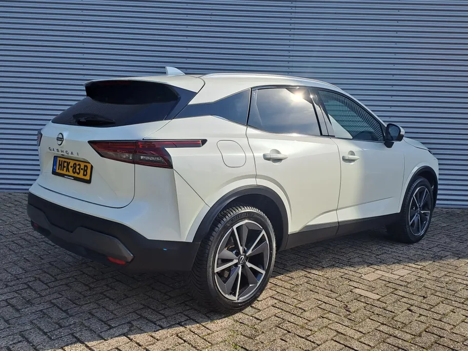 Nissan QASHQAI 1.3 MHEV Tekna Plus | Leer | Voorstoelen verwarmd | 360 Camera | Navigatie | 20'' LM | Stoel Massage | Luxe Lederen Bekleding | Dode Hoek Detectie | Apple Carplay/Android Auto