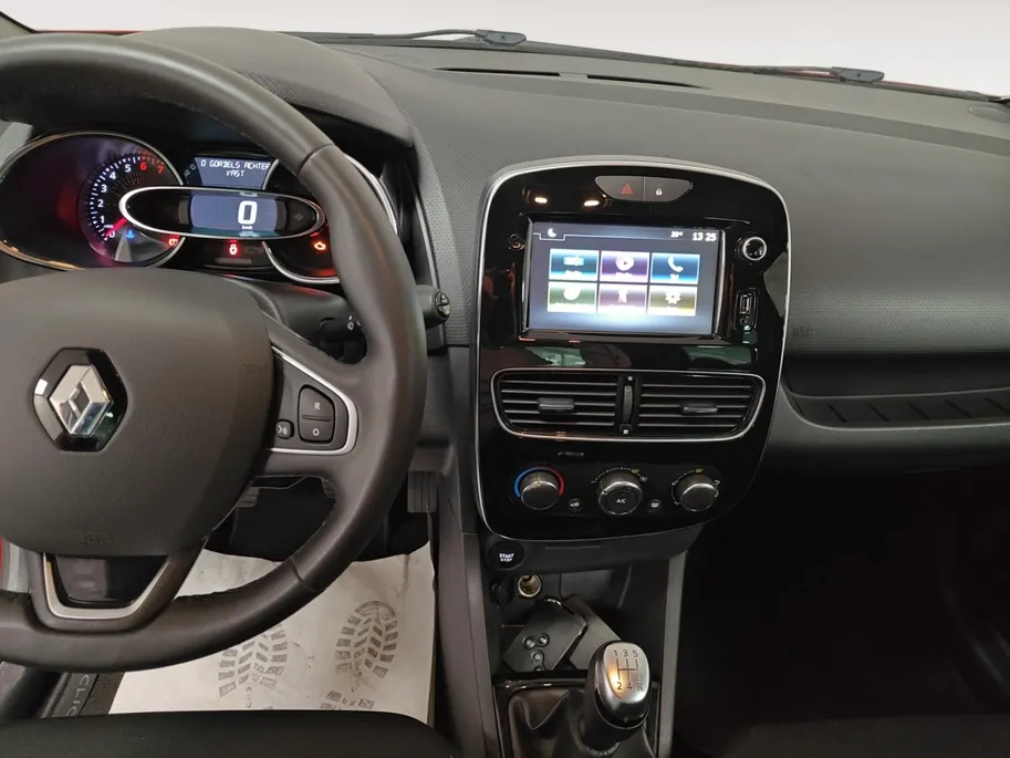 Renault Clio 0.9 TCe Limited NAVI AIRCO CAMERA CRUISE CONTROLE LM VELGEN 5 DEURS PAS 24000KM DEALER ONDERHOUDEN ORGINEEL NEDERLANDSE AUTO 12 MAANDEN GARANTIE