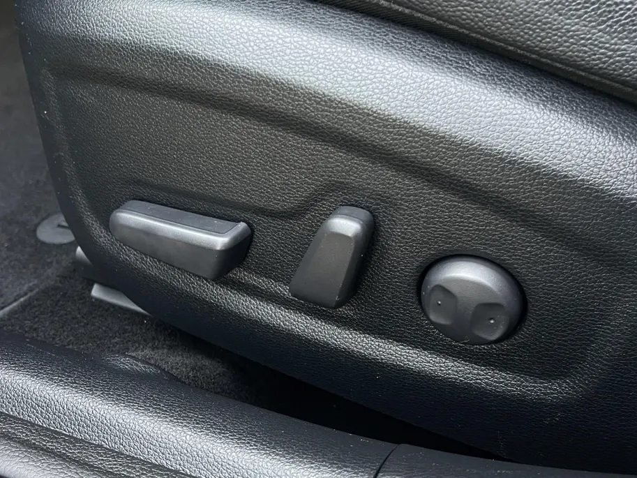 Kia Ceed 1.4 T-GDi ExecutiveLine | Trekhaak | Navi | Clima | Camera | JBL | Cruise Control
