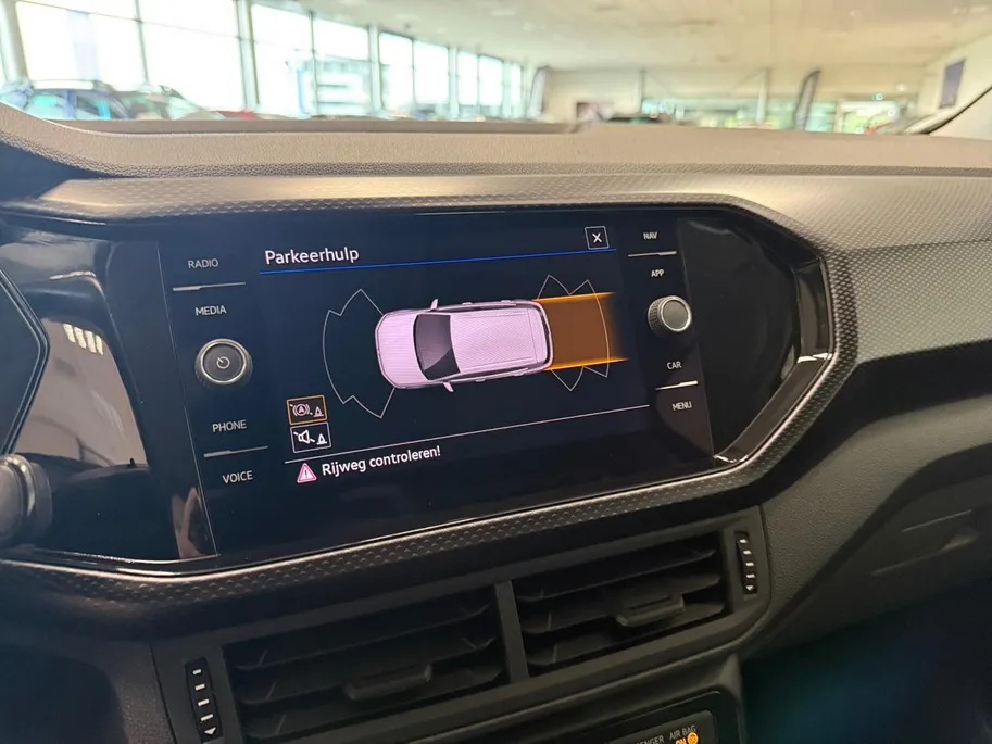Volkswagen T-Cross 1.0 TSI | LIFE | APPLE CARPLAY | PARKEERHULP | NL-AUTO |