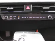 Kia EV6 Air 58 kWh | Trekhaak | 20' LM | Stuur-/stoelverwarming | Camera | Navi | Cruise adapt. | Dodehoek detectie |