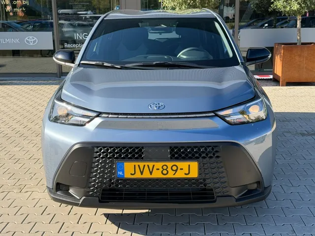 Toyota Aygo X Hybrid 115 play | Camera | Addaptive Cruise