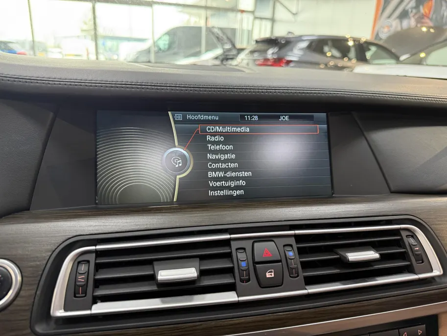 BMW 7 Serie 740i 326PK Automaat High Executive BMW 7-serie 740i