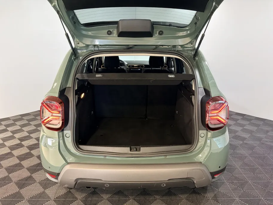 Dacia Duster 150PK TCe Extreme Automaat | Navigatie | Apple Carplay/Android Auto | Cruise Control | Climate Control | Lichtmetalen Velgen | Dodehoek detectie | Licht & Regen Sensor |