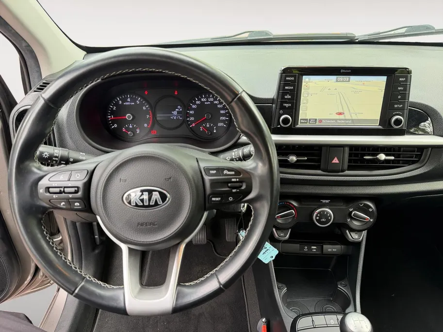 Kia Picanto 1.0 MPi DynamicLine DEALER ONDERHOUDEN | NAVIGATIE | ACHTERUITRIJCAMERA | RESTERENDE FABRIEKSGARANTIE TM 20230