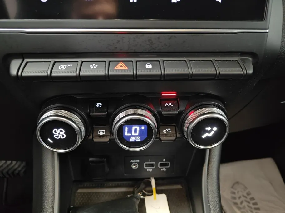 Renault Captur 1.3 TCe 130 Intens AUTOMAAT NAVI AIRCO CAMERA CRUISE CONTROLE APPLE CARPLAY ANDROID AUTO LM VELGEN TREKHAAK ZEER MOOIE AUTO DEALER ONDERHOUDEN