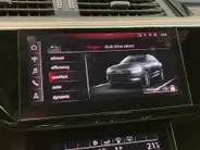 Audi e-tron 55 300KW/408pk Quattro S edition 95 kWh Panoramadak · 360 Camera · B&O Audio · Leder · Stoelverwarming · Luchtvering · 21'' Inch ·