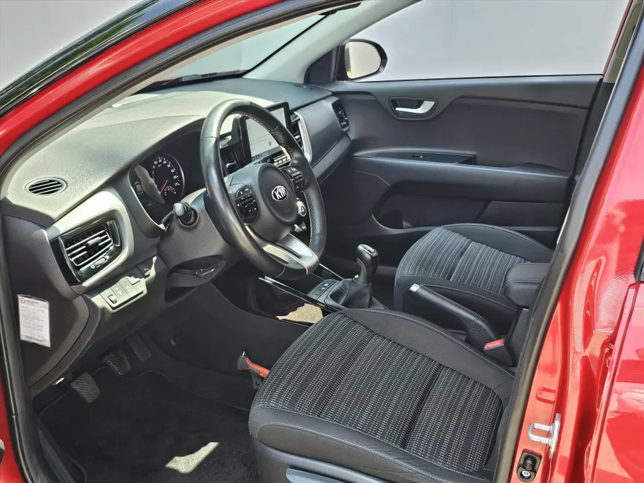 Kia Stonic 1.0 100pk DynamicPlusLine I Navi I Clima I PDC voor + achter
