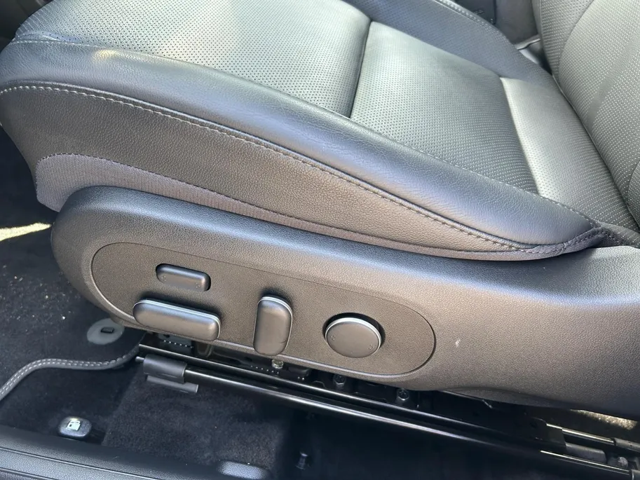Hyundai Kona 1.6 GDI HEV Premium | Elek. stoelverstelling | Leder | Stoelverwarming en koeling
