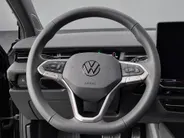 Volkswagen ID.7 Limited Edition Plus 77 kWh accu 286 PK · Achteruitrijcamera · Draadloze telefoonlader ·