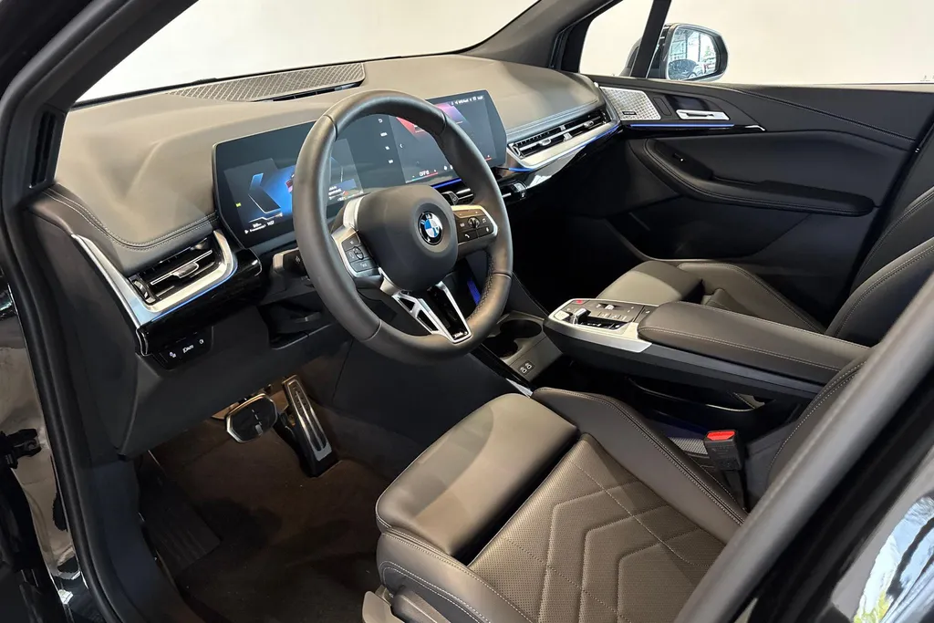 BMW 2 Serie Active Tourer 220i Premium Pack M Sportpakket