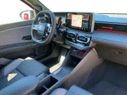 Renault 4 comfort range iconic canvas dak 52 kWh elektrisch vouwdak , nu met 1800,- voorraad korting .  Apple Carplay/Android Auto , Pack Advanced Driving Assist , Harman/kardon premium audio , lichtmetalen velgen 18' , voorstoelen verwarmd , warmtepomp , navigatie