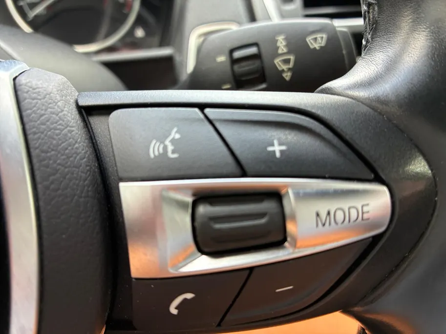 BMW 1 Serie 118i Centennial Executive M PAKKET | AFNEEMBARE TREKHAAK | NAVI