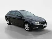 Škoda Octavia Combi 1.5 TSI Greentech Ambition Business | Automaat | Navigatie | Apple carplay & Android auto | Parkeersensoren voor en achter | Achteruitrijcamera | Elektr. achterklep | Afneembare trekhaak | Stoelverwarming voor | Bovag garantie |