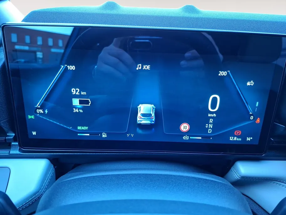 Ford Puma Gen-E Premium 44 kWh | 3 Weken Verwachte Levertijd | €4.400,- Ready Set Ford Bonus | 376KM WLTP Rijbereik | Climate Control | Camera | Parkeersensoren | B&O Audio | Matrix Ledkoplampen | Apple Carplay&Android Auto | El. Achterklep | Navigatie