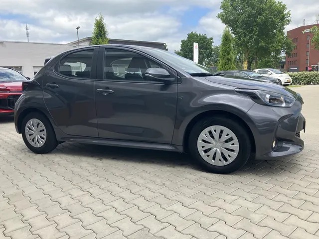 Toyota Yaris 1.5 Hybride Active | Camera | Apple Car-play | Stoelverw