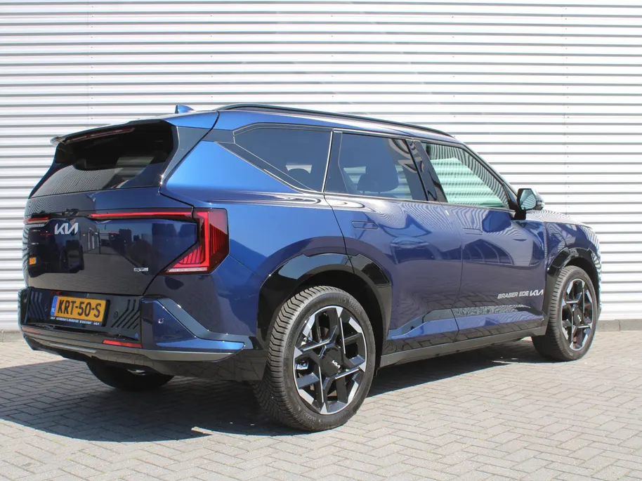 Kia EV5 GT-Line Business Edition 81.4 kWh | Stuur-/stoelverwarming v+a | Schuifdak | Leer | Elek. stoelverstelling + achterklep | 20' LM | LED | All season |