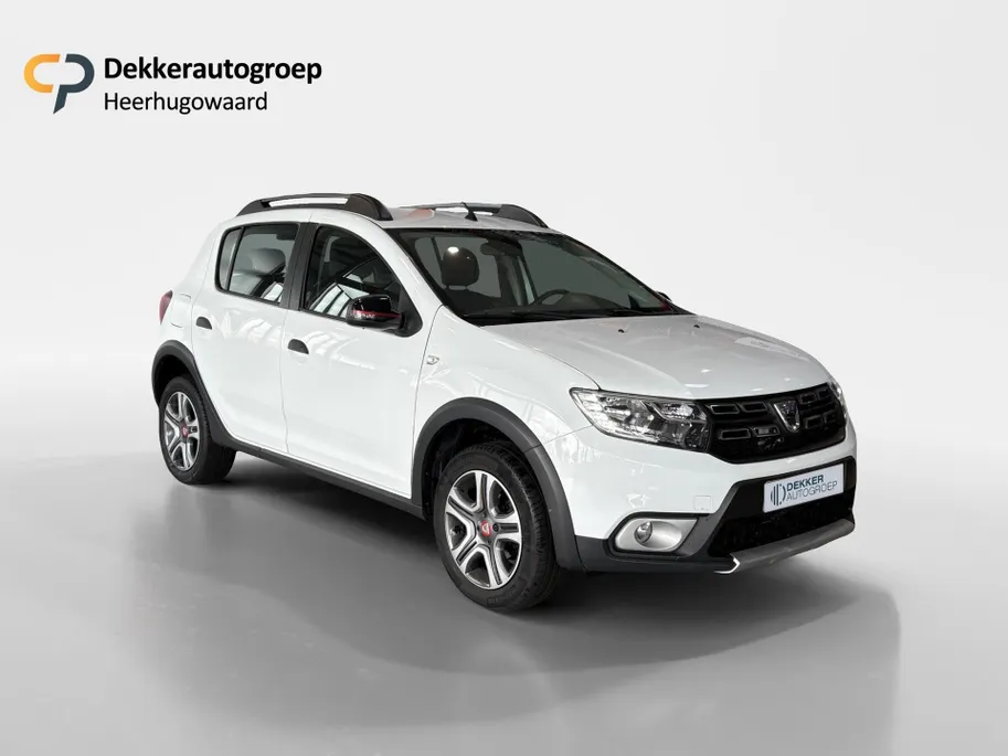 Dacia Sandero 0.9 TCe Tech Road 90 PK
