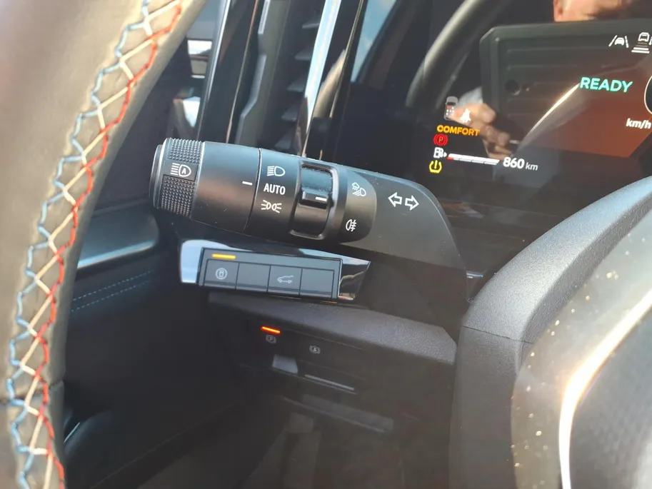 Renault Espace E-Tech full hybrid 200 esprit Alpine 7p. Pack Harman Kardon premium sound , panoramadak  , Apple Carplay/Android Auto , cruise control adaptief , lichtmetalen velgen 20' , elektrisch bedienbare achterklep