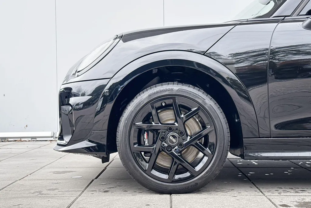 MINI Cooper 5-deurs 1.5 Cooper C John Cooper Works M